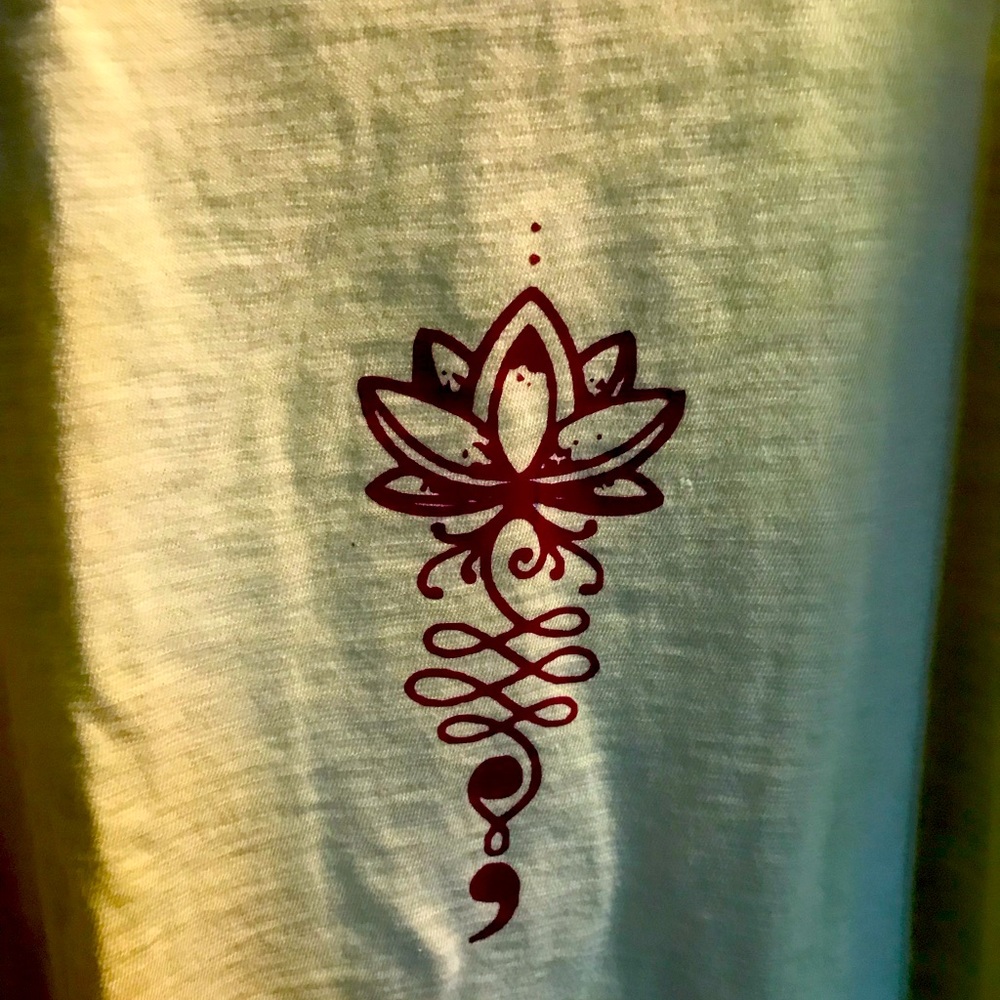 M Handmade lotus Tshirt